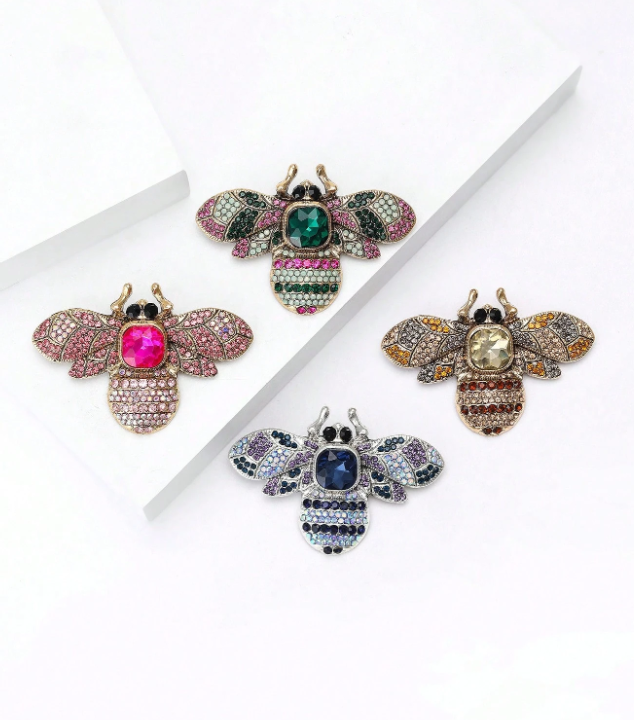 Brooch Fly