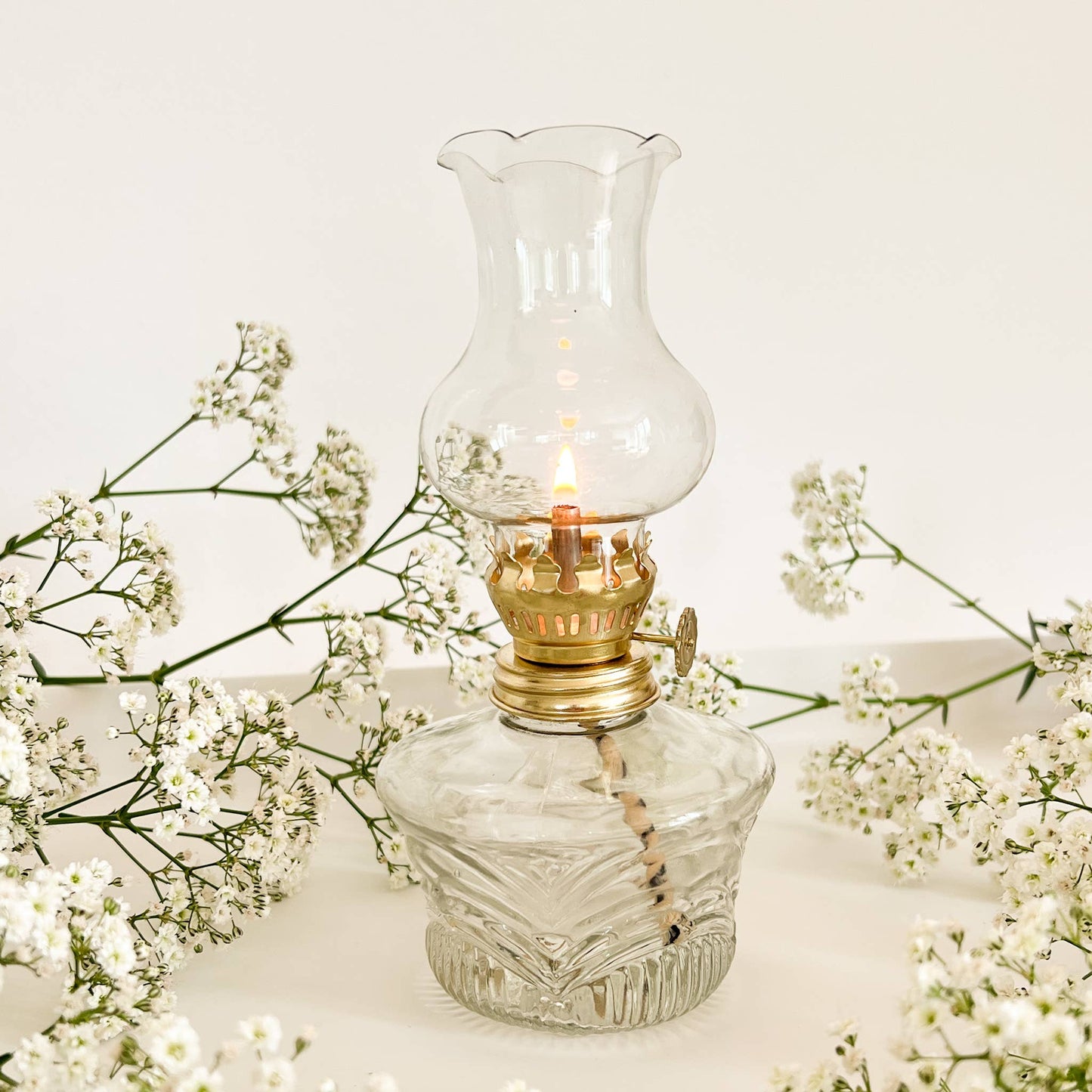 DAISY 18cm vintage style oil lamp