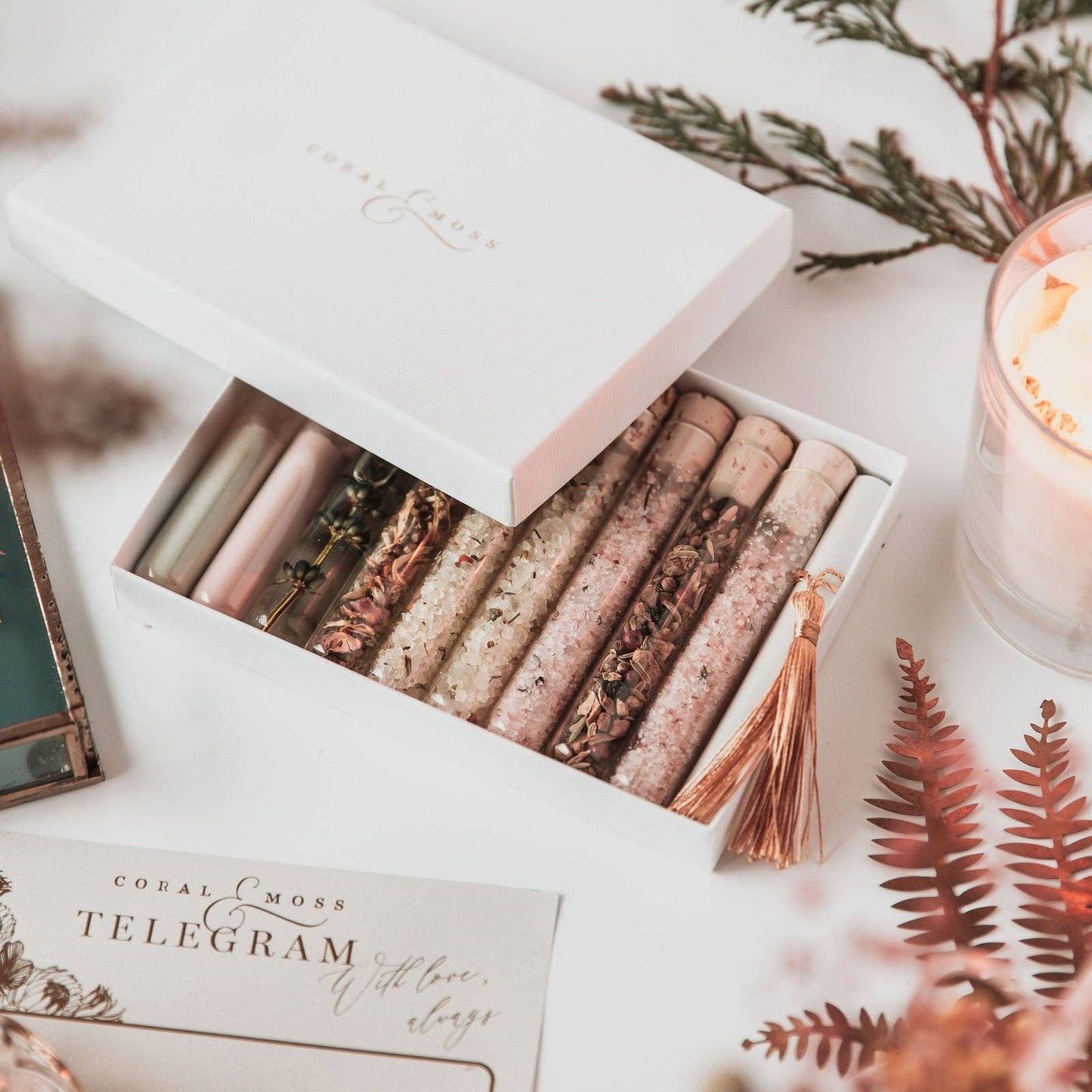 Gavesett: Petite Apothecary