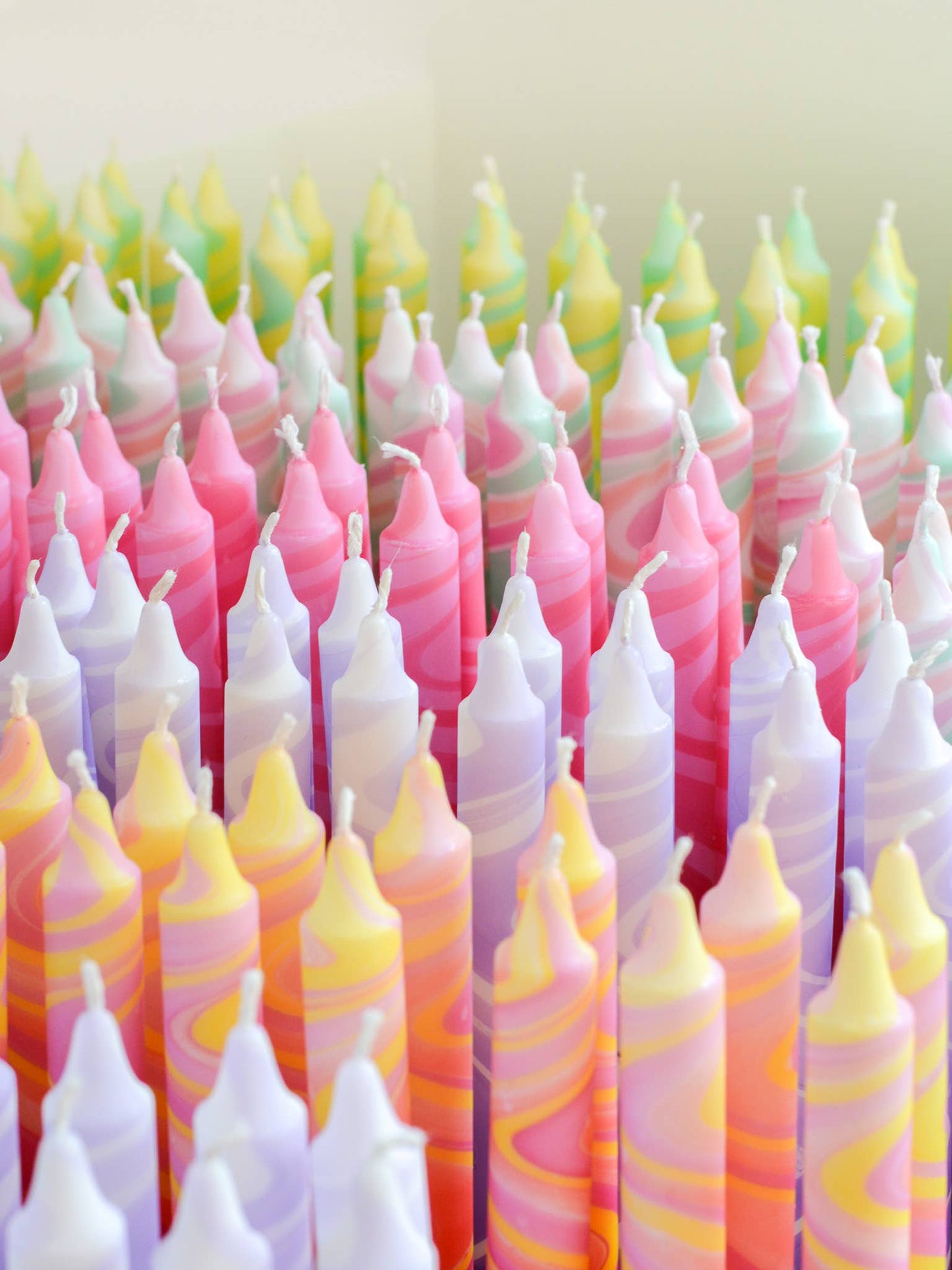 Summer Marble Candles - Strawberry