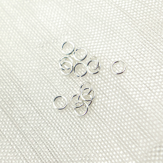 MFT040DE3.  3MM 26Gauge White Sterling Silver Open Jump Ring