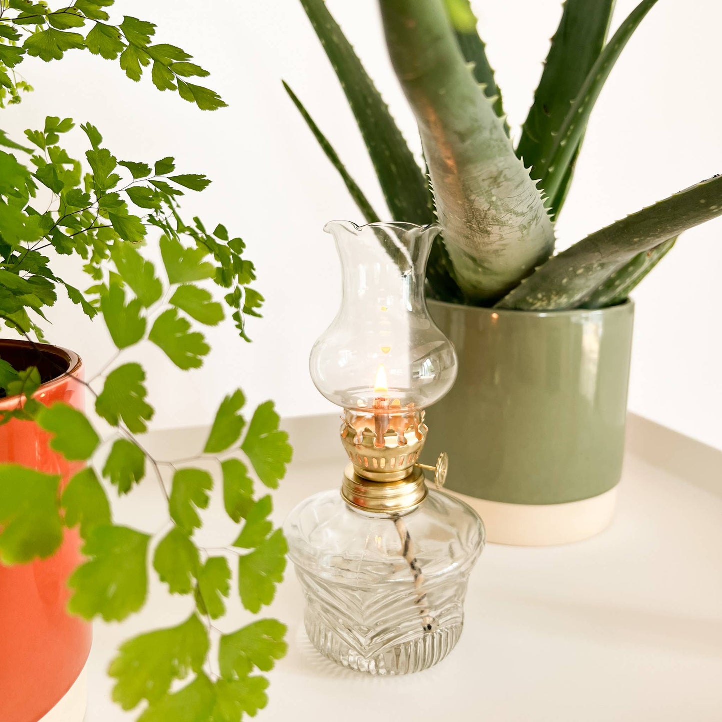 DAISY 18cm vintage style oil lamp