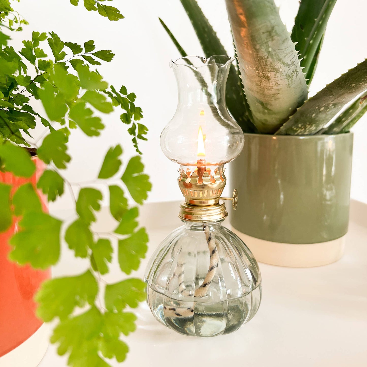 ROSA 19cm vintage style oil lamp