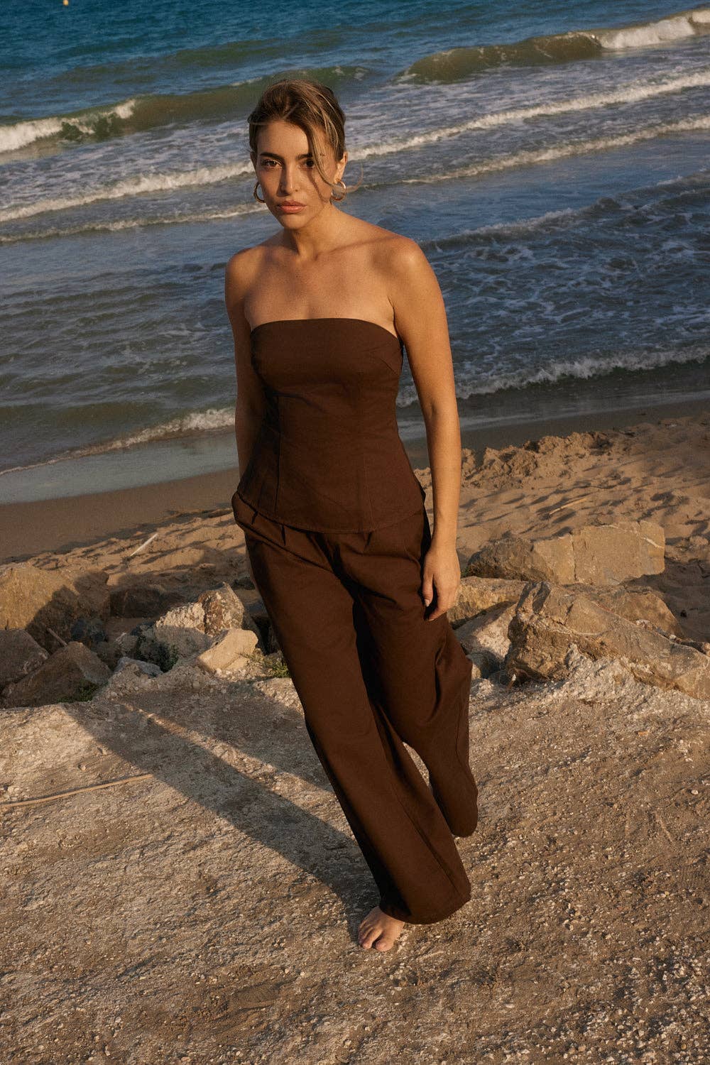 Pleated tapered trousers